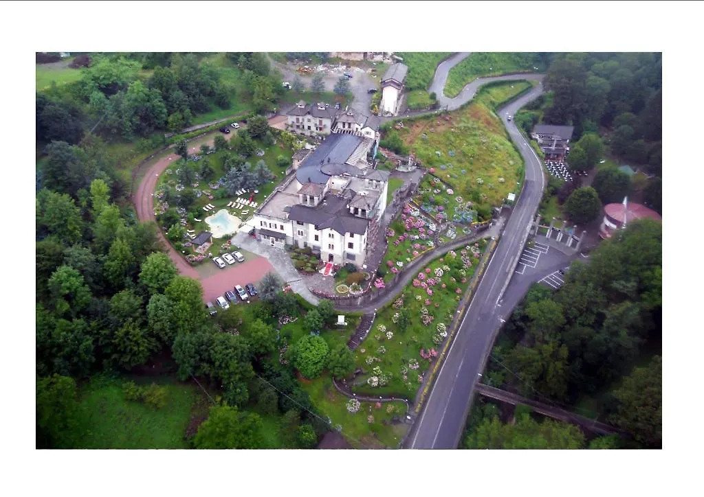 Hotel Villa Delle Ortensie Sant'Omobono Imagna 4*,